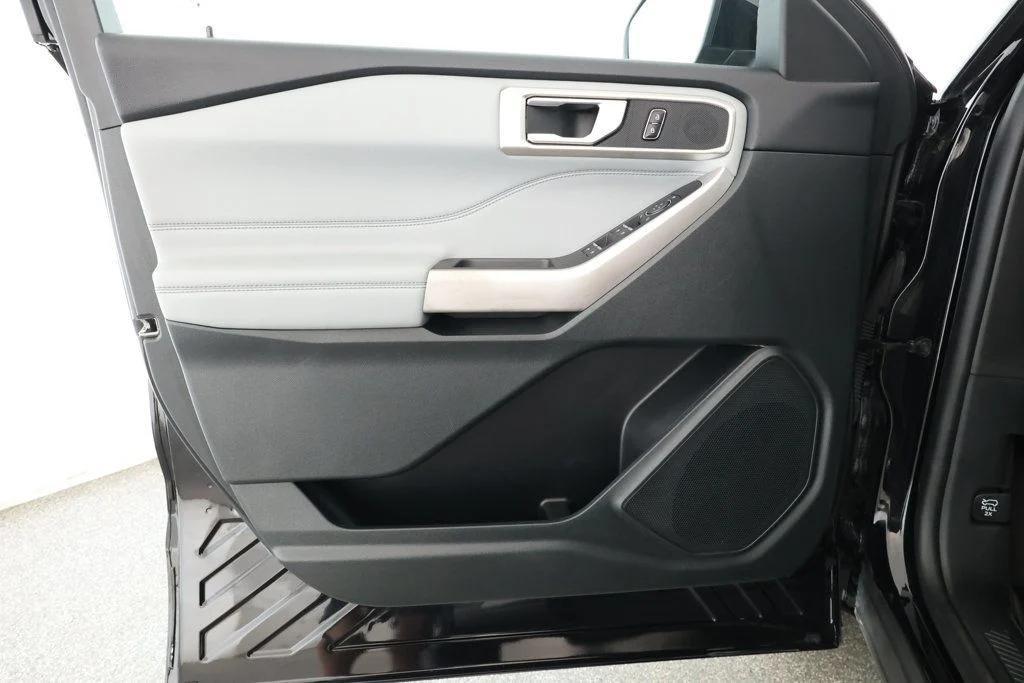 used 2023 Ford Explorer car, priced at $33,495