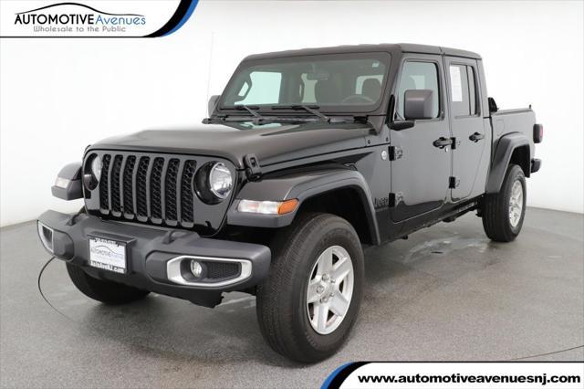 used 2021 Jeep Gladiator car, priced at $30,495