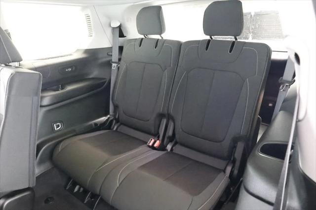 used 2023 Jeep Grand Cherokee L car, priced at $27,995