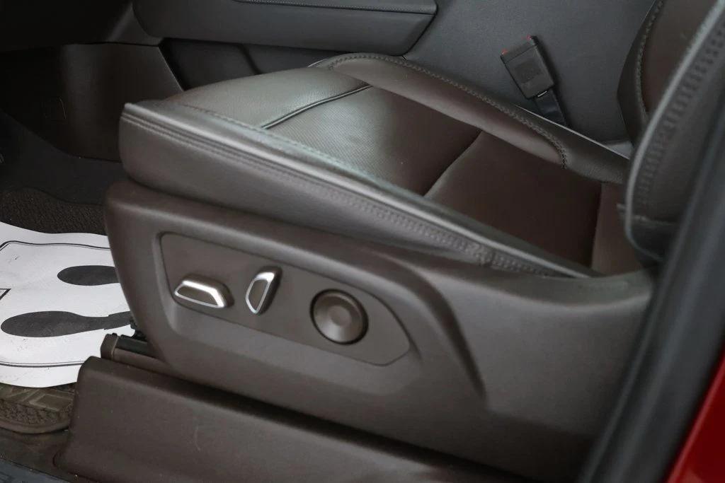 used 2022 GMC Sierra 1500 car, priced at $50,295
