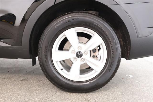 used 2023 Kia Sorento car, priced at $21,995