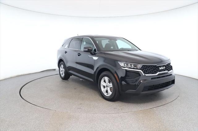 used 2023 Kia Sorento car, priced at $21,995