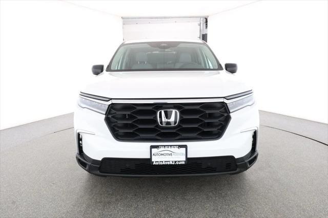 used 2024 Honda Pilot car, priced at $31,995