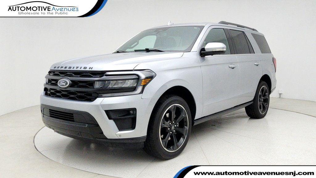 used 2024 Ford Expedition car, priced at $49,995