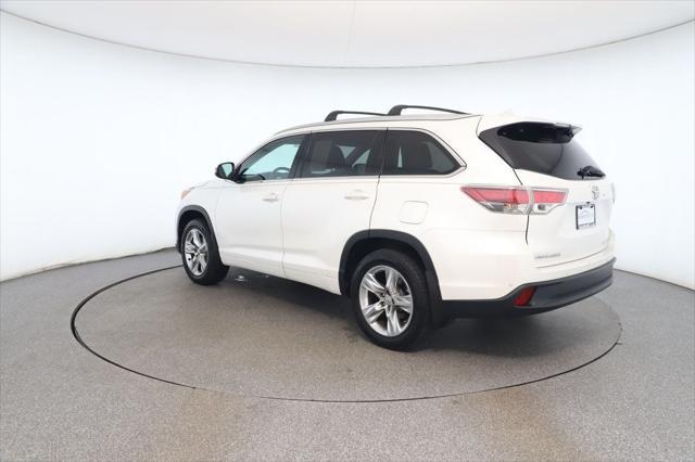 used 2015 Toyota Highlander car, priced at $14,795