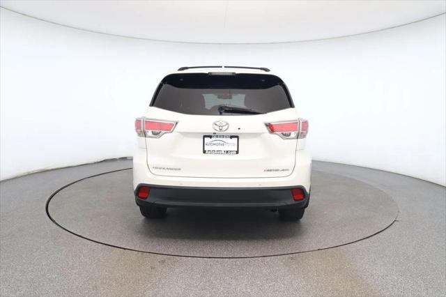 used 2015 Toyota Highlander car, priced at $14,795