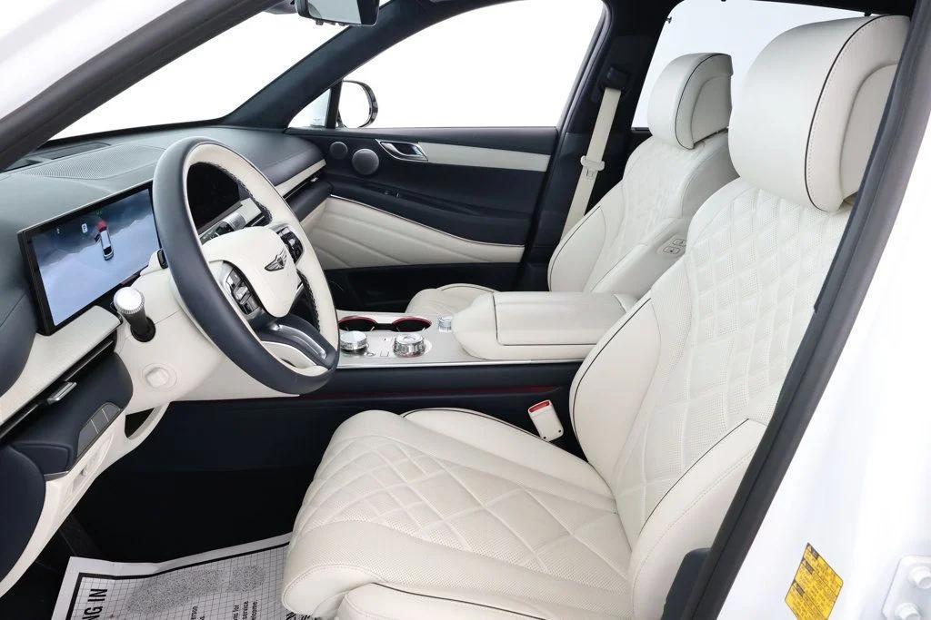 used 2025 Genesis GV80 car, priced at $58,995