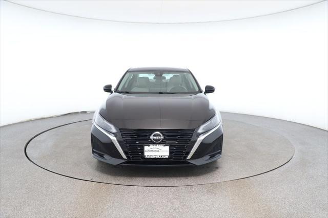 used 2023 Nissan Altima car, priced at $19,995