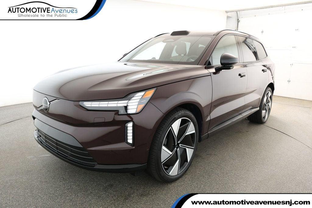used 2025 Volvo EX90 car, priced at $64,995