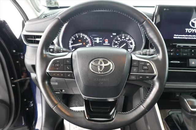 used 2020 Toyota Highlander car, priced at $31,295