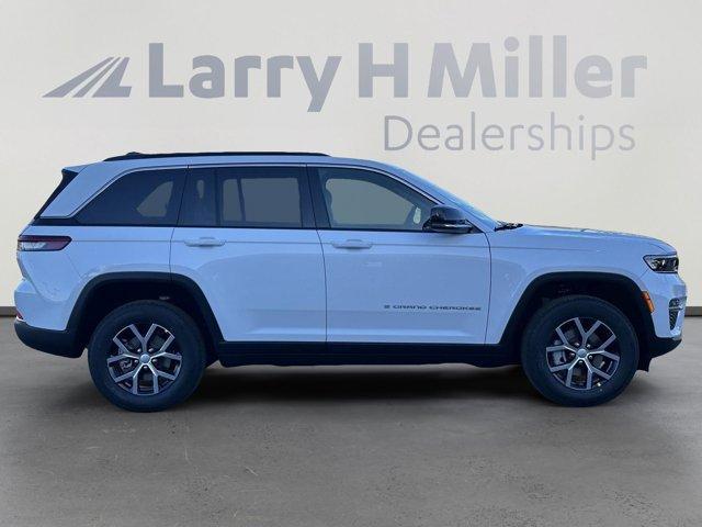 new 2025 Jeep Grand Cherokee car, priced at $42,923