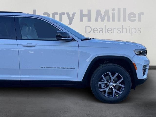 new 2025 Jeep Grand Cherokee car, priced at $42,923