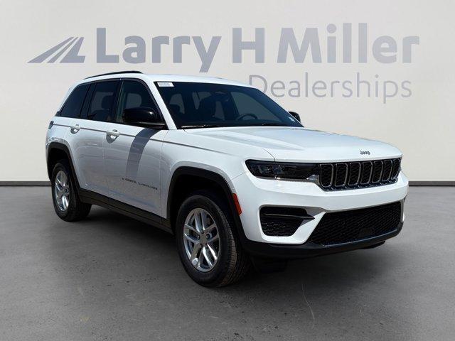 new 2025 Jeep Grand Cherokee car, priced at $40,472