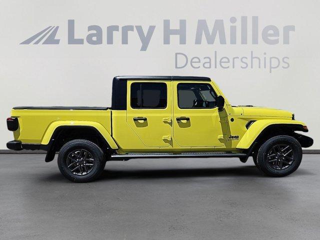 new 2024 Jeep Gladiator car, priced at $50,568