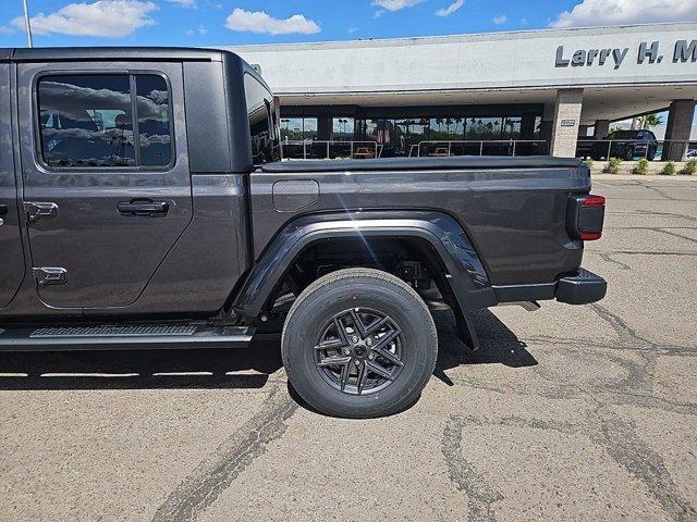 new 2024 Jeep Gladiator car, priced at $50,568