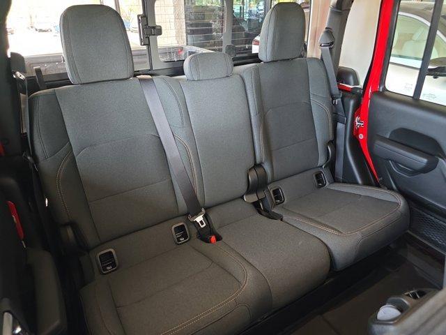 new 2025 Jeep Gladiator car, priced at $45,583