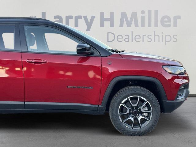 new 2025 Jeep Compass car, priced at $34,316