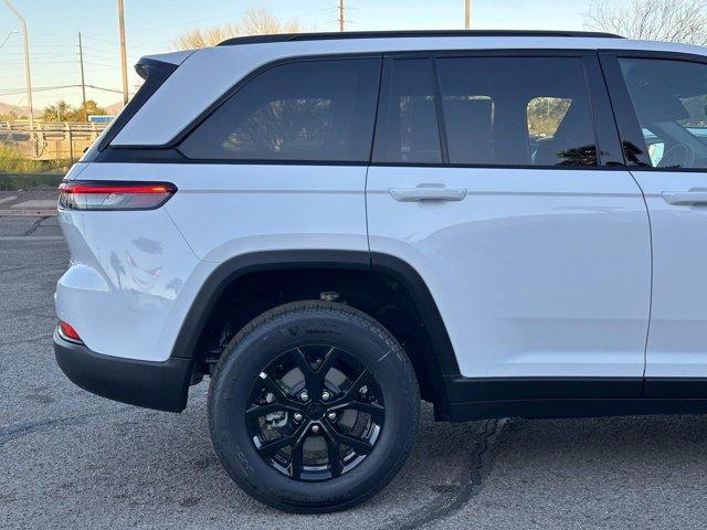 new 2025 Jeep Grand Cherokee car, priced at $44,264