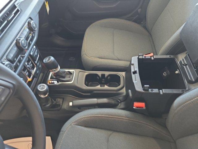 new 2025 Jeep Gladiator car, priced at $36,155