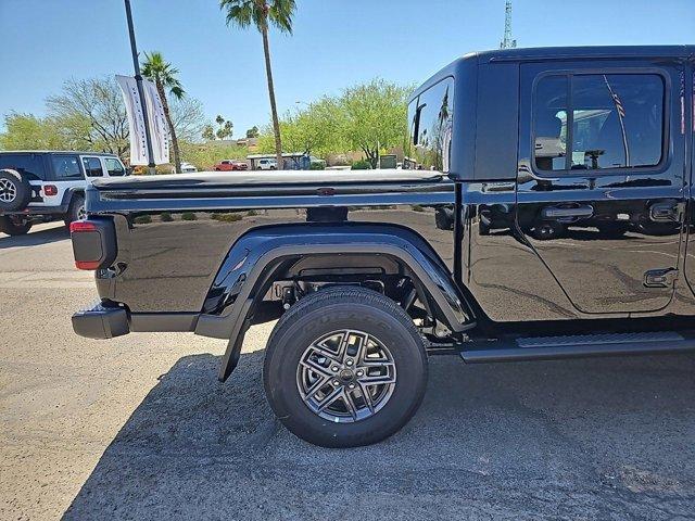 new 2024 Jeep Gladiator car, priced at $50,568