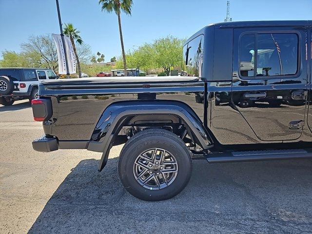 new 2024 Jeep Gladiator car, priced at $54,080