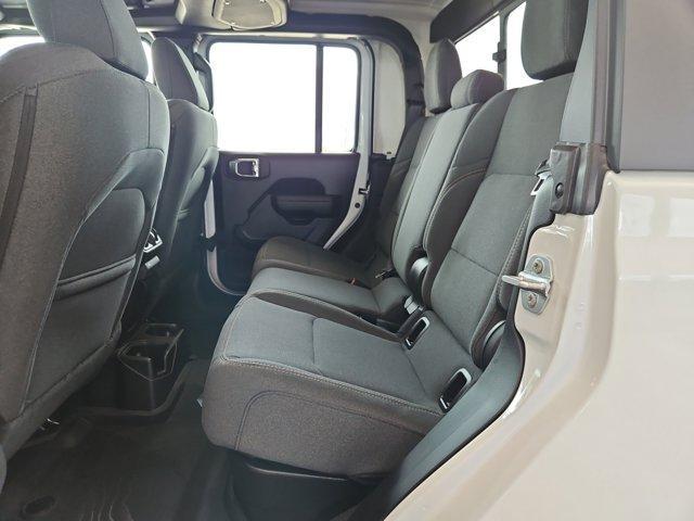 new 2025 Jeep Gladiator car, priced at $46,623