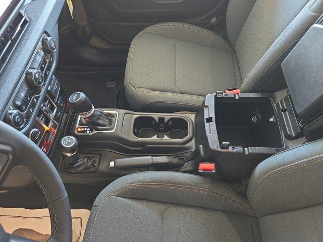 new 2025 Jeep Gladiator car, priced at $47,104