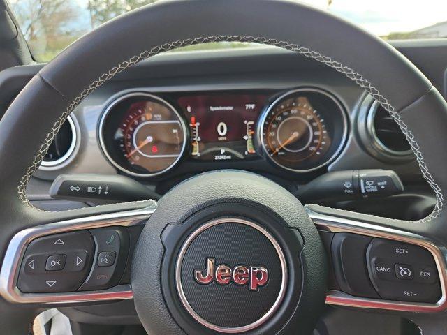 used 2023 Jeep Gladiator car, priced at $32,238