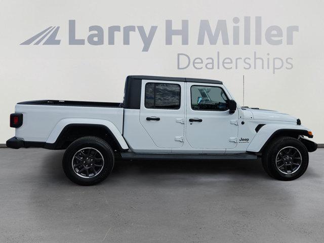 used 2023 Jeep Gladiator car, priced at $32,238