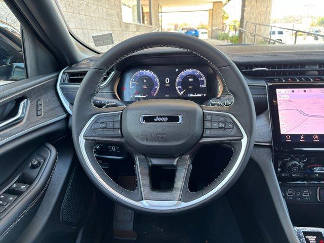 new 2025 Jeep Grand Cherokee car, priced at $42,876