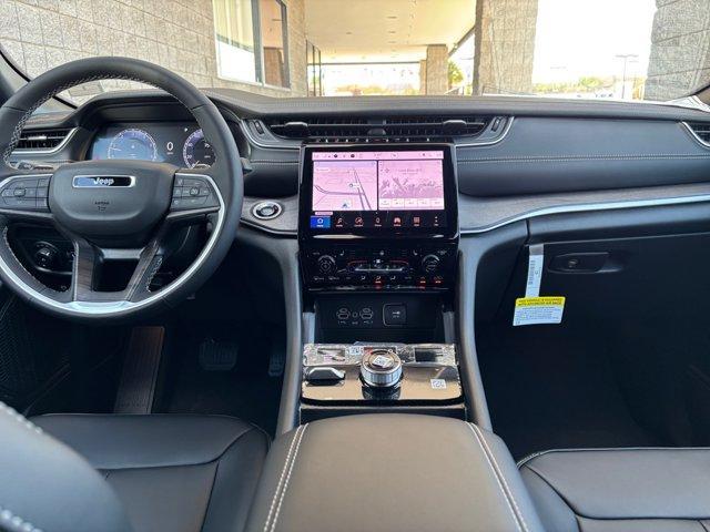 new 2025 Jeep Grand Cherokee car, priced at $42,876