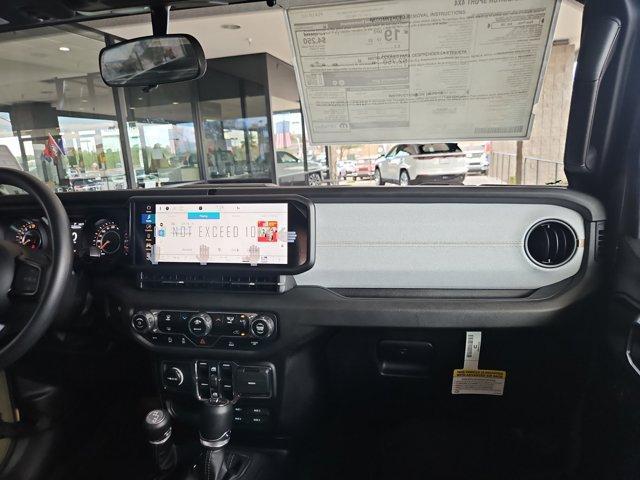 new 2025 Jeep Gladiator car, priced at $38,155