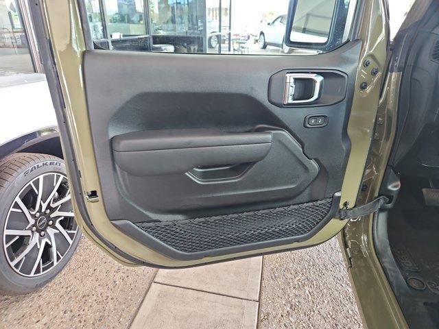 new 2025 Jeep Gladiator car, priced at $38,155