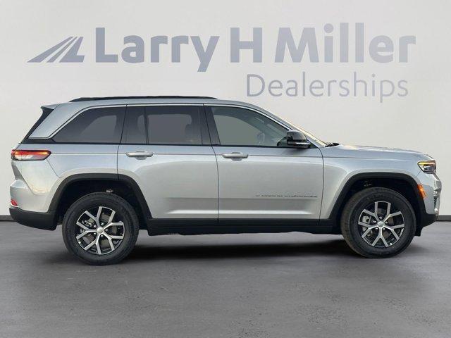 new 2025 Jeep Grand Cherokee car, priced at $45,959