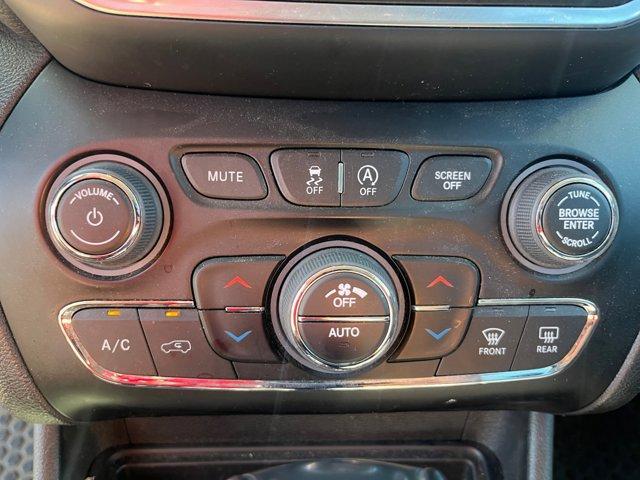 used 2022 Jeep Cherokee car, priced at $21,072