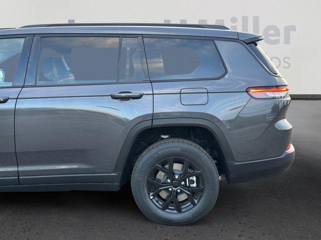 new 2025 Jeep Grand Cherokee L car, priced at $41,800