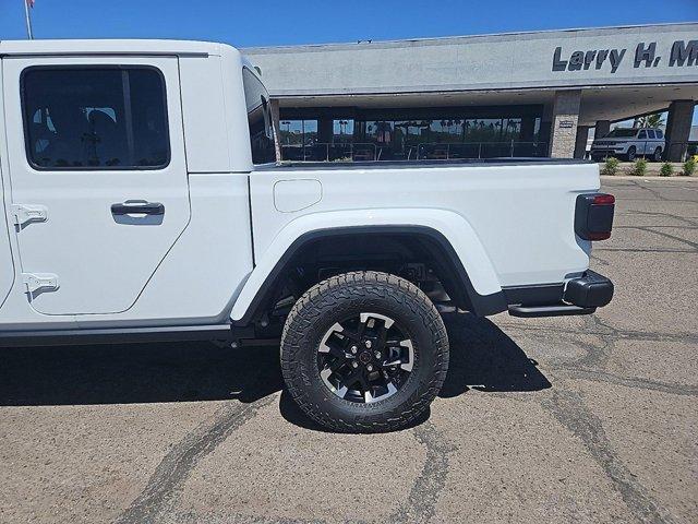 new 2024 Jeep Gladiator car, priced at $59,961