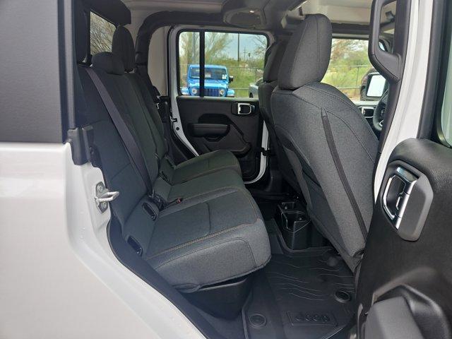 new 2025 Jeep Gladiator car, priced at $46,568