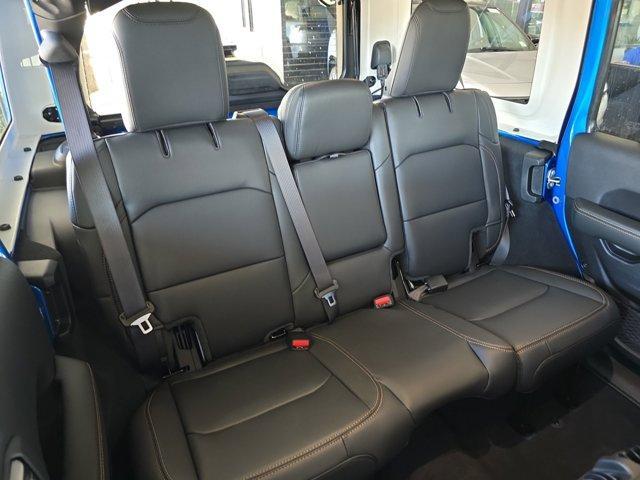 new 2025 Jeep Wrangler car, priced at $53,556