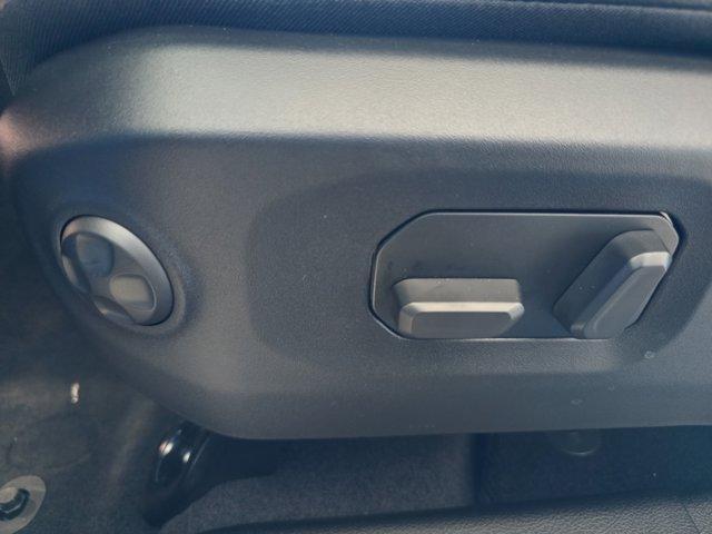 new 2025 Jeep Wrangler car, priced at $53,556