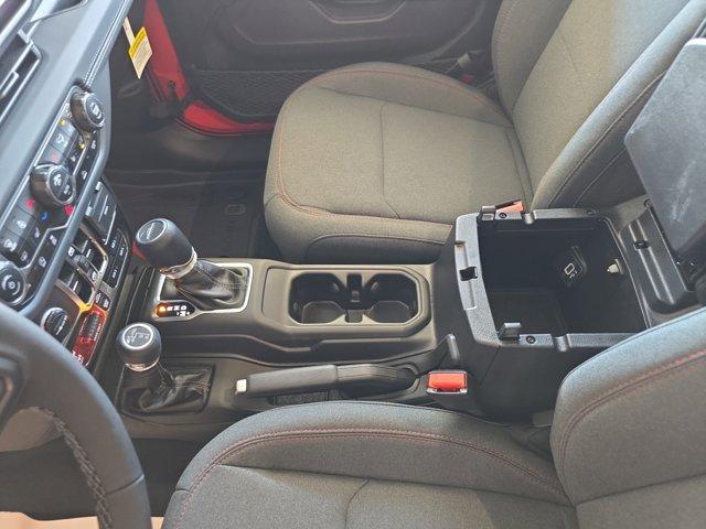 new 2025 Jeep Gladiator car, priced at $49,023