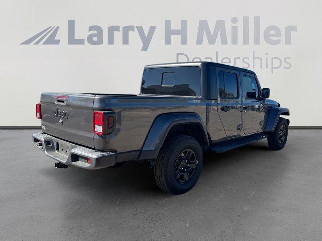 used 2022 Jeep Gladiator car, priced at $28,156
