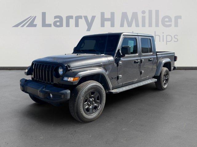 used 2022 Jeep Gladiator car, priced at $28,156