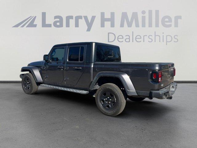 used 2022 Jeep Gladiator car, priced at $28,156