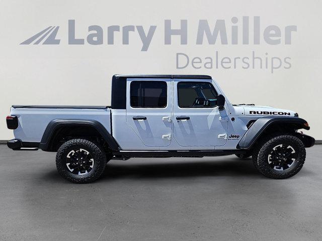 new 2024 Jeep Gladiator car, priced at $58,053