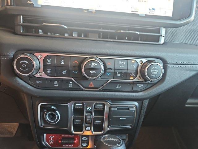 new 2025 Jeep Gladiator car, priced at $51,100