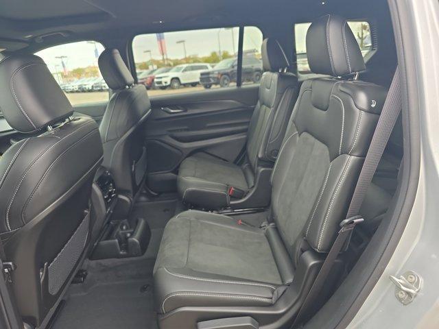 new 2025 Jeep Grand Cherokee L car, priced at $42,259