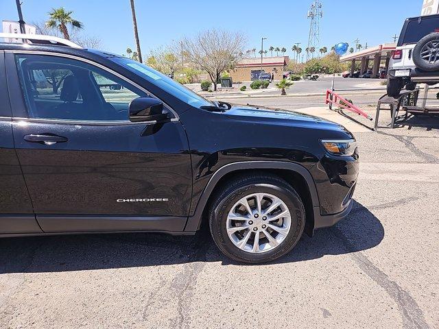 used 2021 Jeep Cherokee car, priced at $17,789