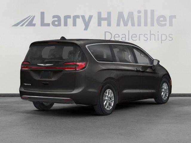 used 2023 Chrysler Pacifica car, priced at $25,685