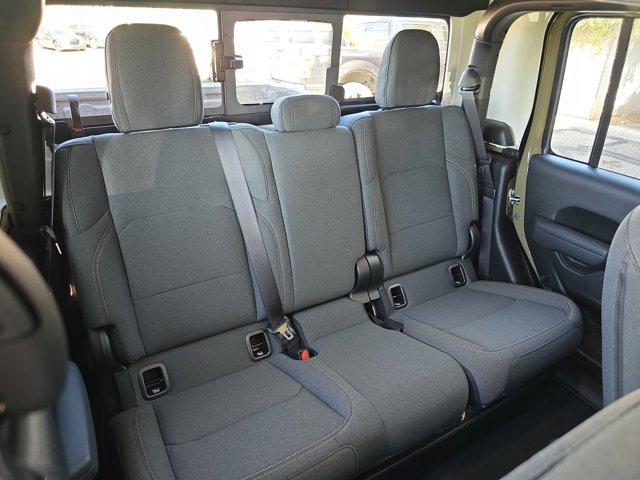 new 2025 Jeep Gladiator car, priced at $44,568